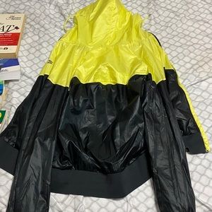Nike raincoat/windbreaker